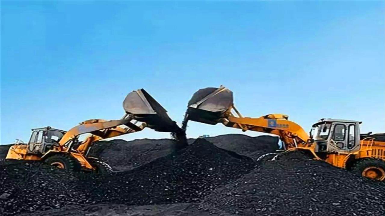 国家发改委：电厂存煤预计3日内超过1.1亿吨
